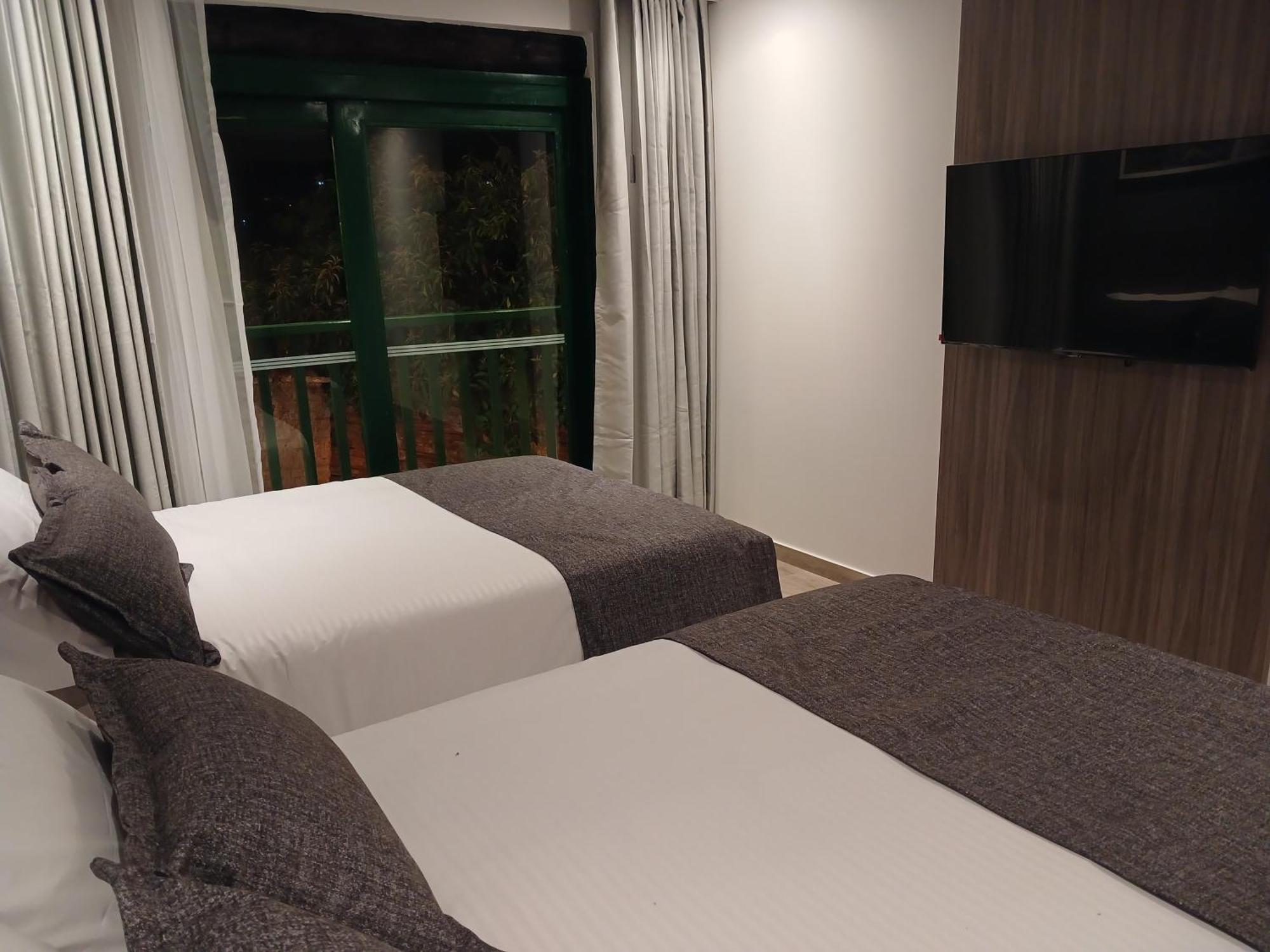 Hotel Santino Jenesano Ngoại thất bức ảnh
